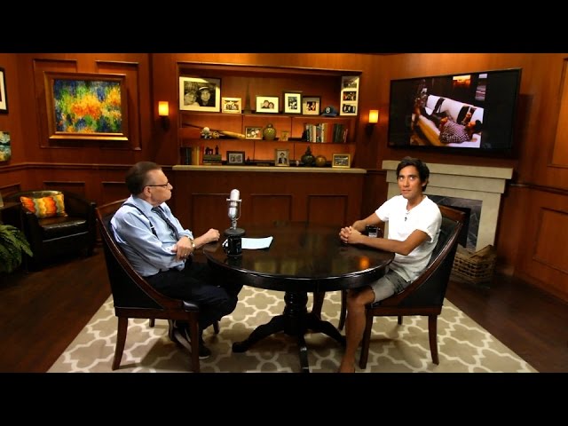Larry King NOW. Звёзды социальных сетей